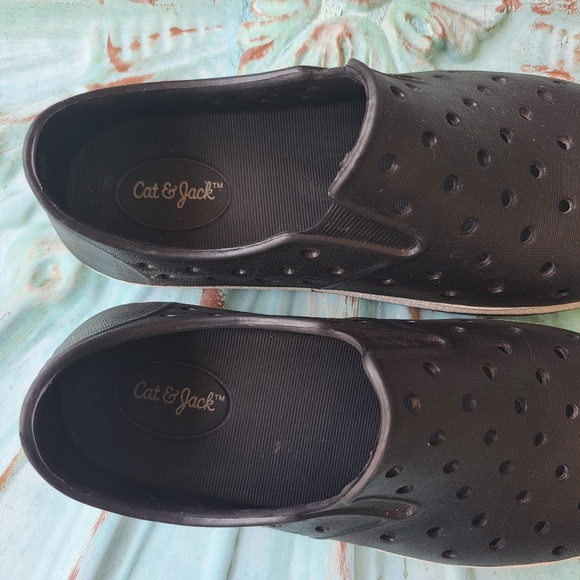 😃CAT & JACK SHOES - Picture 3 of 5